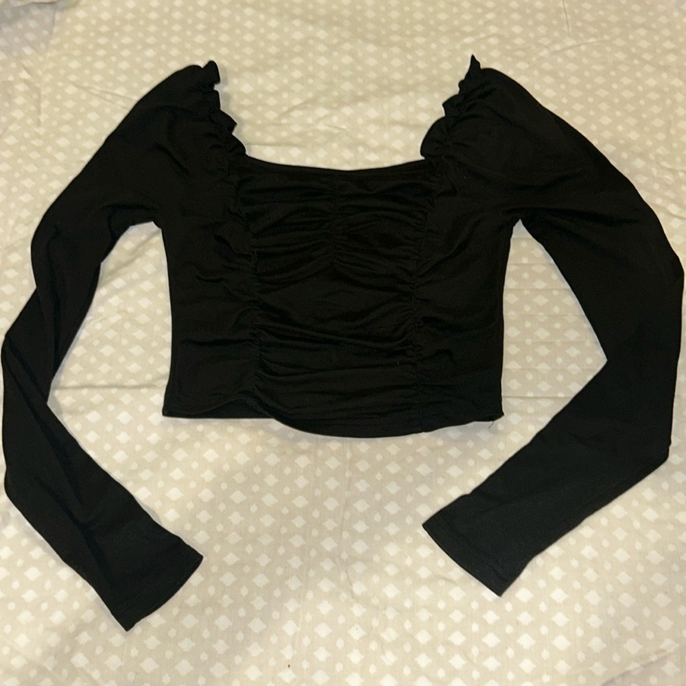 Black ruched crop top
